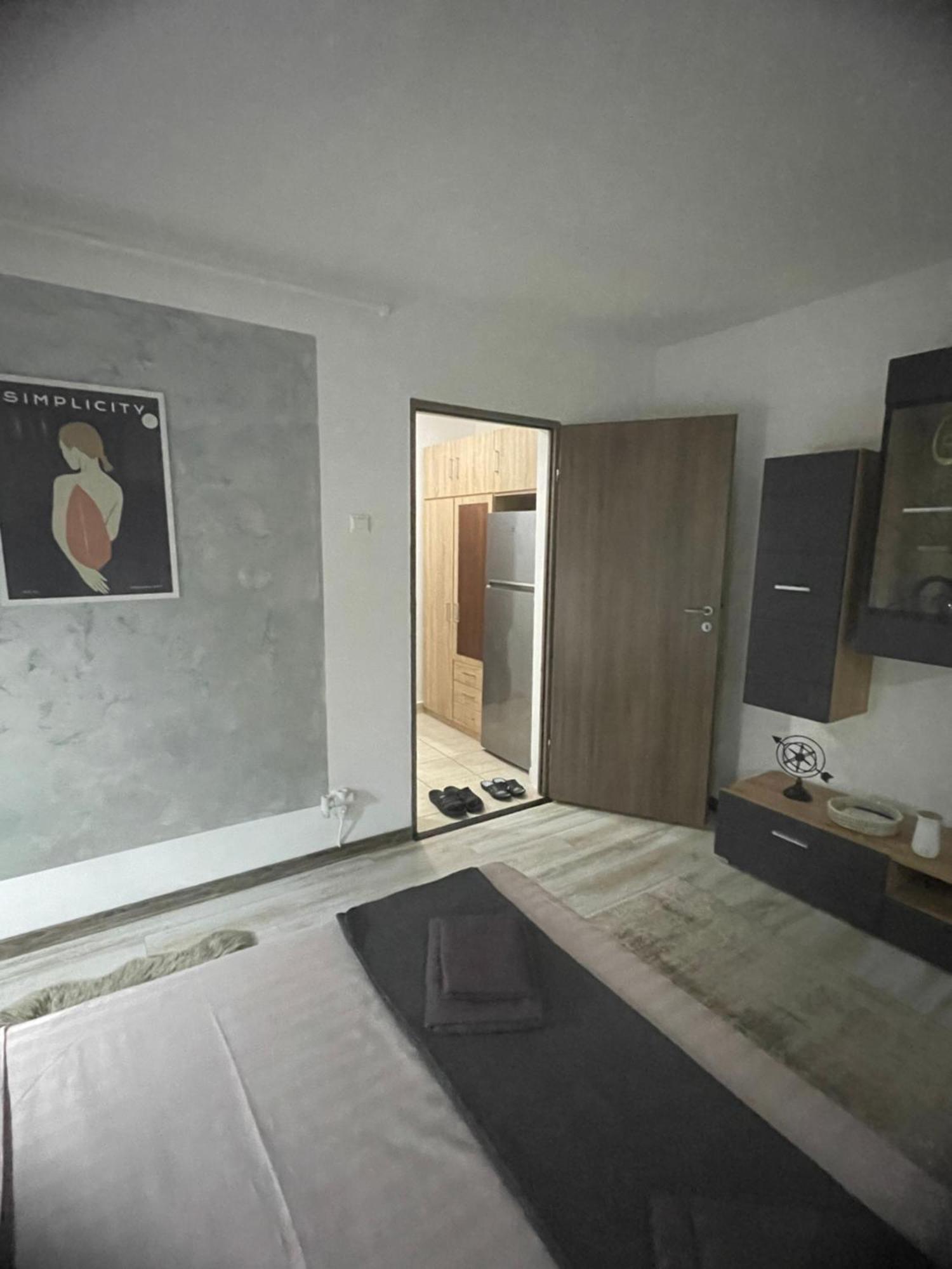 Central Studio Lcs ฮูเนโดอารา ภายนอก รูปภาพ