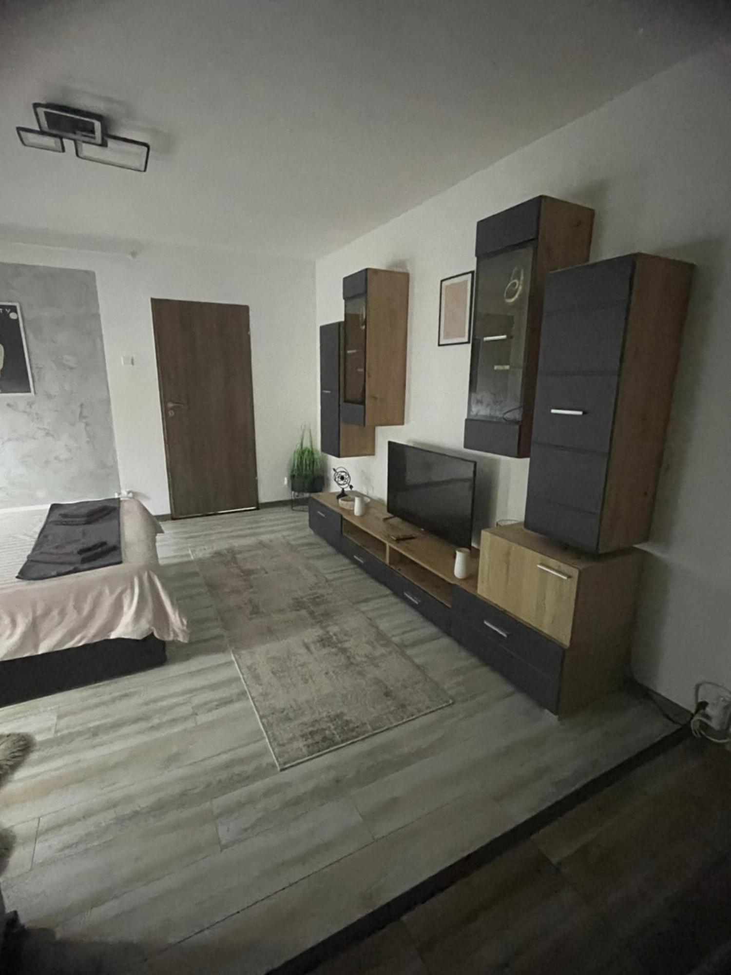 Central Studio Lcs ฮูเนโดอารา ภายนอก รูปภาพ